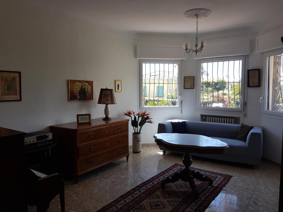 Villa Calliste Сен-Лоран-дю-Вар Екстериор снимка